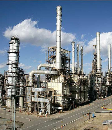 Imam Khomeini (Shazand) Refinery Co.